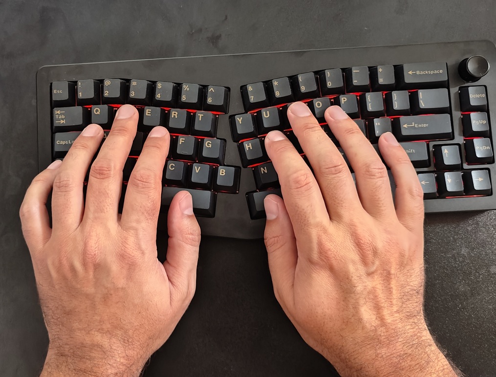 Test du clavier Epomaker Tide Alice : un ovni ergonomique au son « thocky » 7