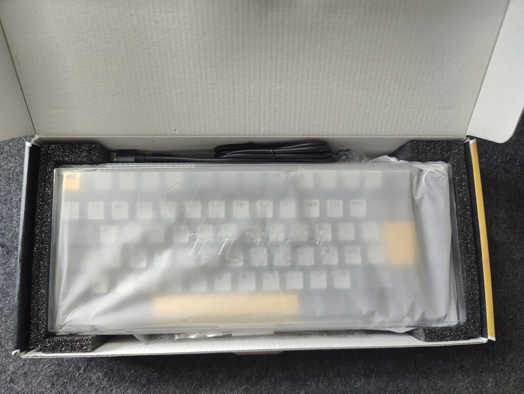 Test de l'Epomaker Ajazz AK820 Pro 4