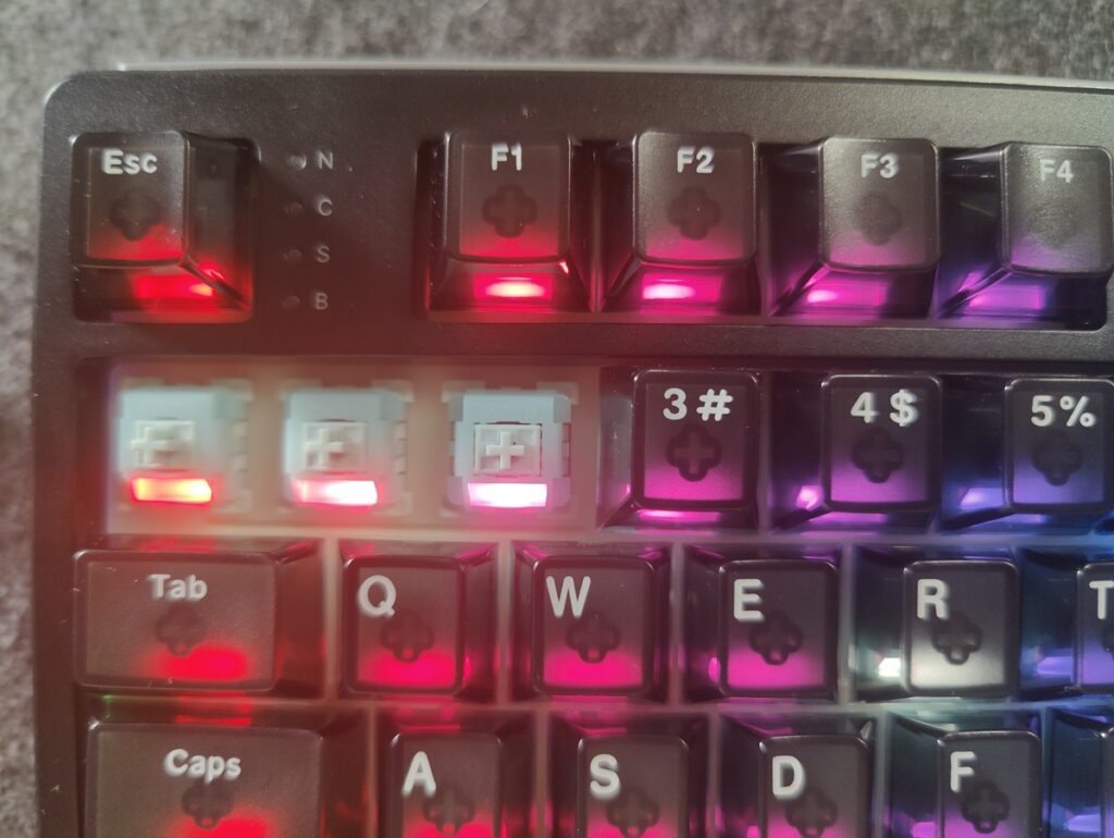 Test Epomaker HE108 : le clavier magnétique full-size 8